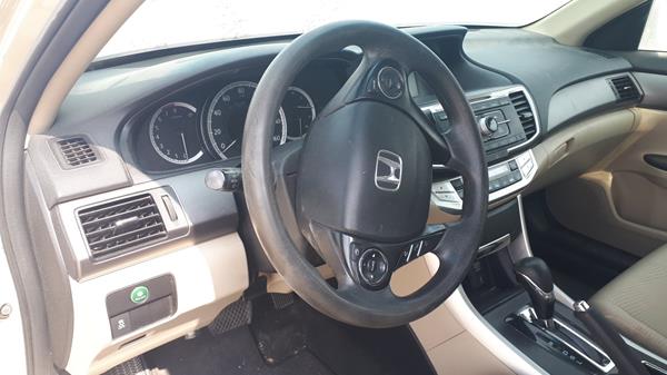 Photo 11 VIN: 1HGCR2F3XFA066639 - HONDA ACCORD 