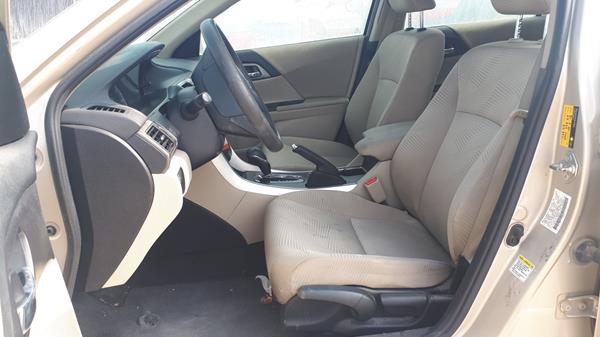 Photo 12 VIN: 1HGCR2F3XFA066639 - HONDA ACCORD 