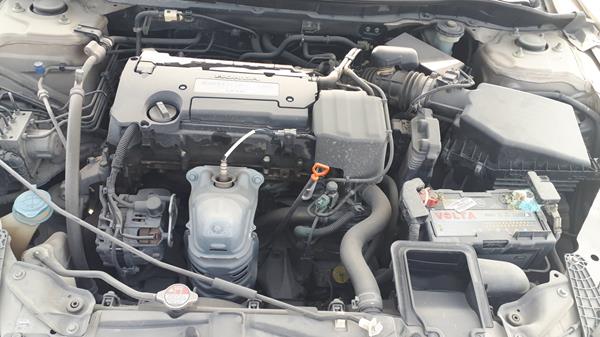 Photo 28 VIN: 1HGCR2F3XFA066639 - HONDA ACCORD 