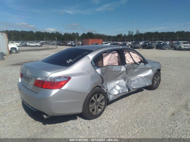 Photo 3 VIN: 1HGCR2F3XFA080847 - HONDA ACCORD SEDAN 