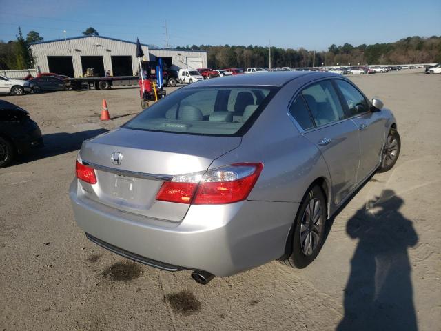 Photo 3 VIN: 1HGCR2F3XFA105827 - HONDA ACCORD LX 