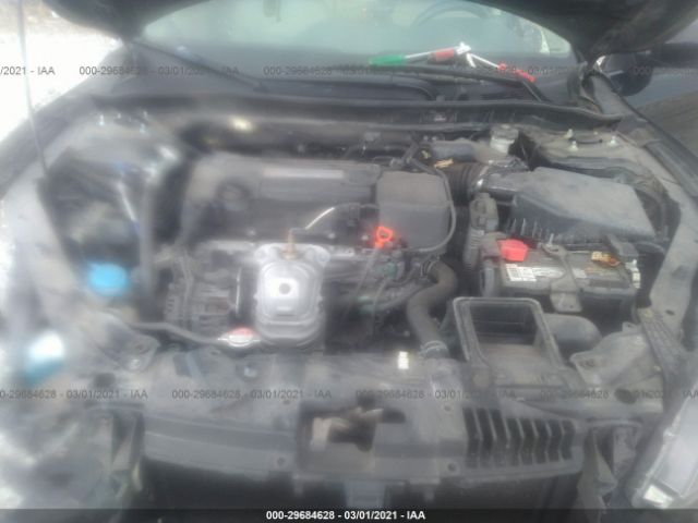 Photo 9 VIN: 1HGCR2F3XFA122207 - HONDA ACCORD SEDAN 