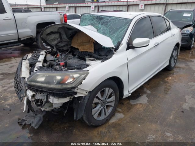 Photo 1 VIN: 1HGCR2F3XFA154557 - HONDA ACCORD 