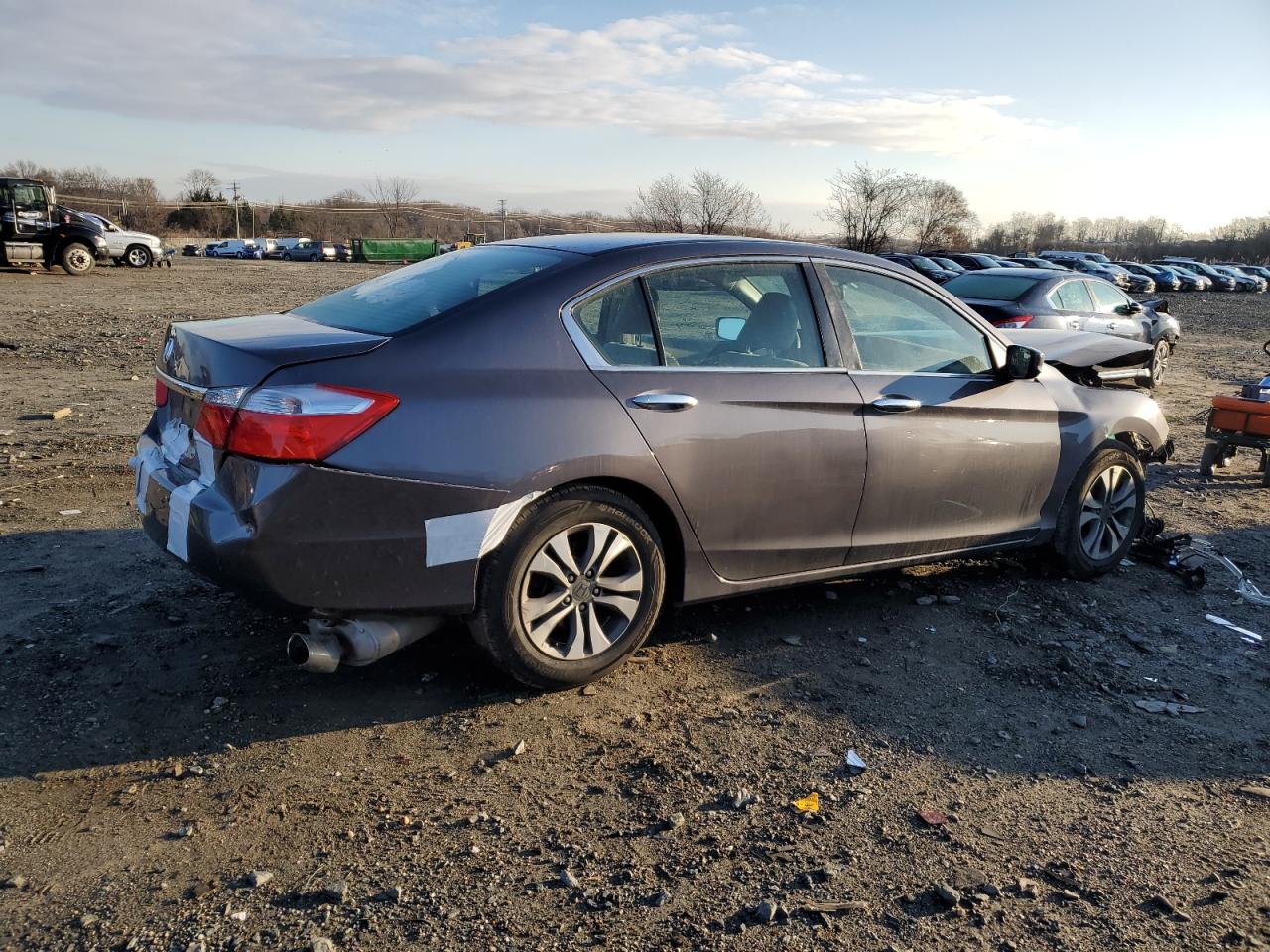 Photo 2 VIN: 1HGCR2F3XFA176865 - HONDA ACCORD 