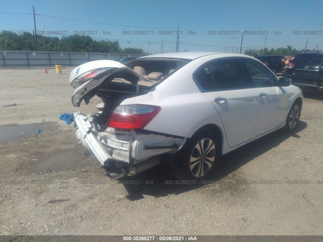 Photo 3 VIN: 1HGCR2F3XFA182102 - HONDA ACCORD SEDAN 