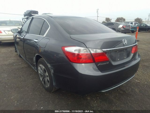 Photo 2 VIN: 1HGCR2F3XFA211243 - HONDA ACCORD SEDAN 