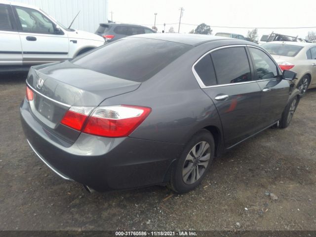 Photo 3 VIN: 1HGCR2F3XFA211243 - HONDA ACCORD SEDAN 