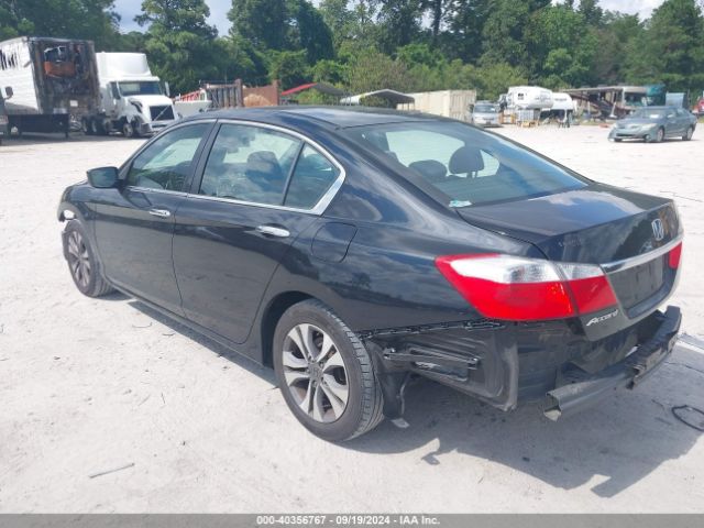 Photo 2 VIN: 1HGCR2F3XFA237325 - HONDA ACCORD 