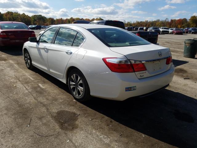 Photo 2 VIN: 1HGCR2F3XFA244436 - HONDA ACCORD LX 