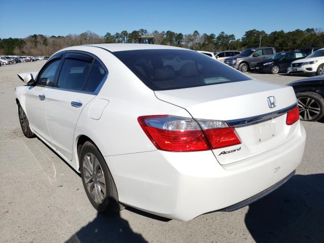 Photo 2 VIN: 1HGCR2F3XFA253055 - HONDA ACCORD LX 