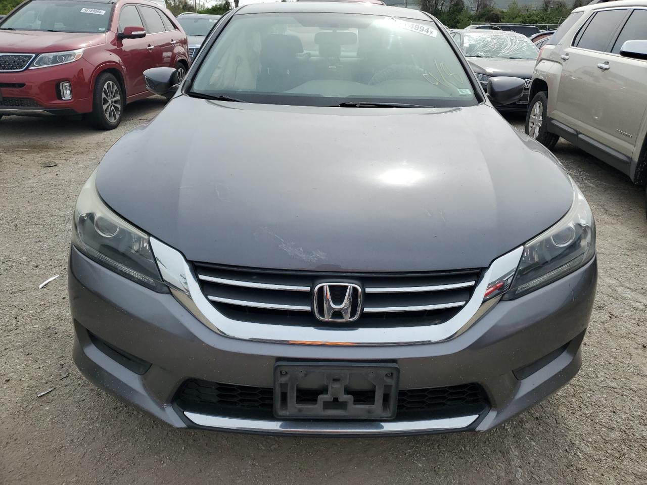 Photo 4 VIN: 1HGCR2F3XFA256523 - HONDA ACCORD 