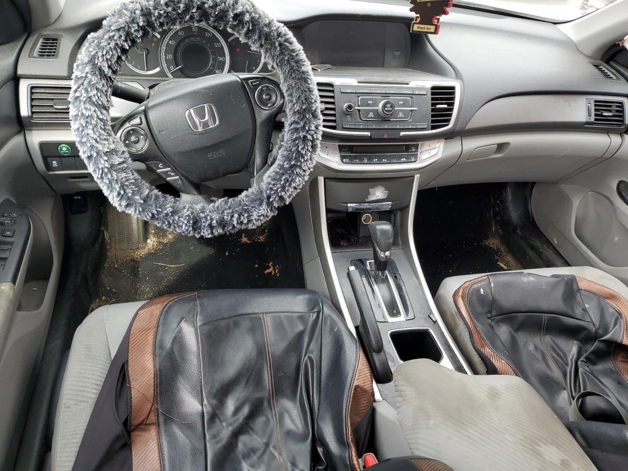 Photo 7 VIN: 1HGCR2F3XFA256523 - HONDA ACCORD 