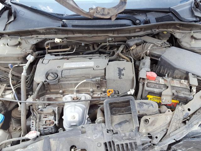 Photo 6 VIN: 1HGCR2F3XFA266002 - HONDA ACCORD LX 