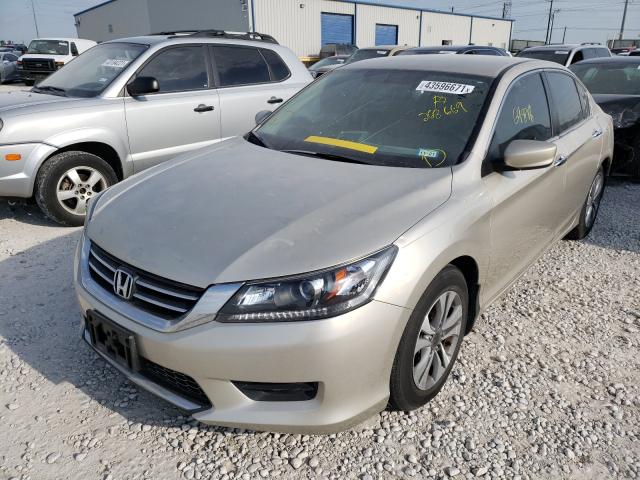 Photo 1 VIN: 1HGCR2F3XFA268669 - HONDA ACCORD LX 