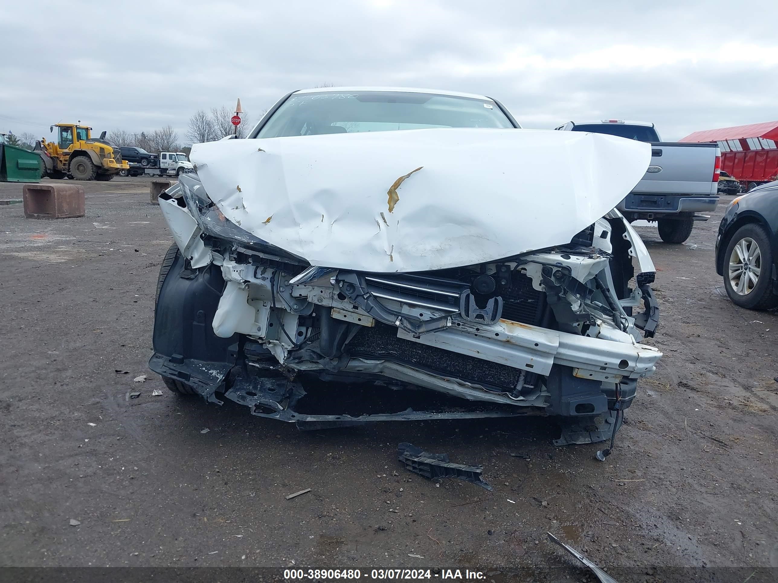 Photo 5 VIN: 1HGCR2F3XFA273614 - HONDA ACCORD 