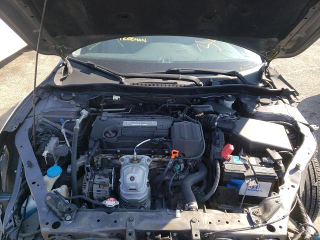 Photo 6 VIN: 1HGCR2F3XGA001257 - HONDA ACCORD LX 