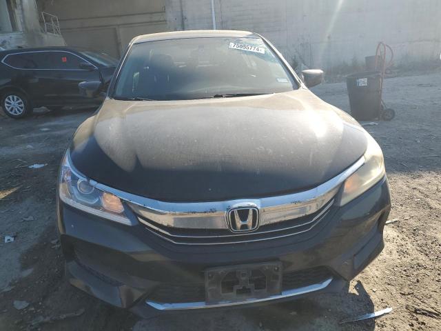 Photo 4 VIN: 1HGCR2F3XGA003011 - HONDA ACCORD LX 