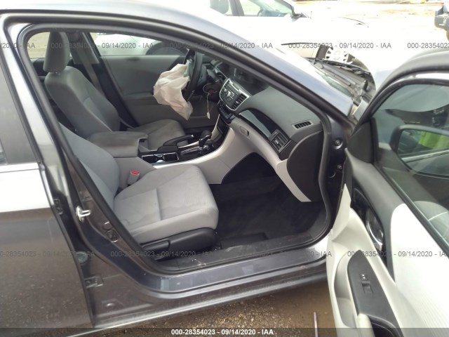 Photo 4 VIN: 1HGCR2F3XGA021010 - HONDA ACCORD SEDAN 