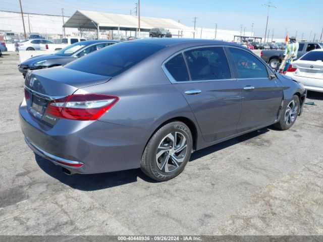 Photo 3 VIN: 1HGCR2F3XGA036865 - HONDA ACCORD 