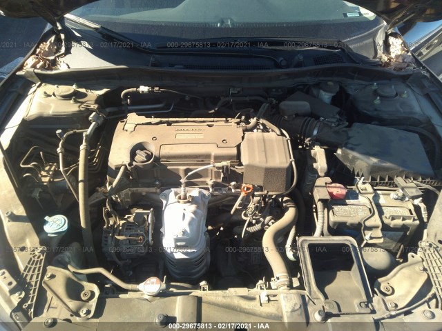 Photo 9 VIN: 1HGCR2F3XGA072720 - HONDA ACCORD SEDAN 