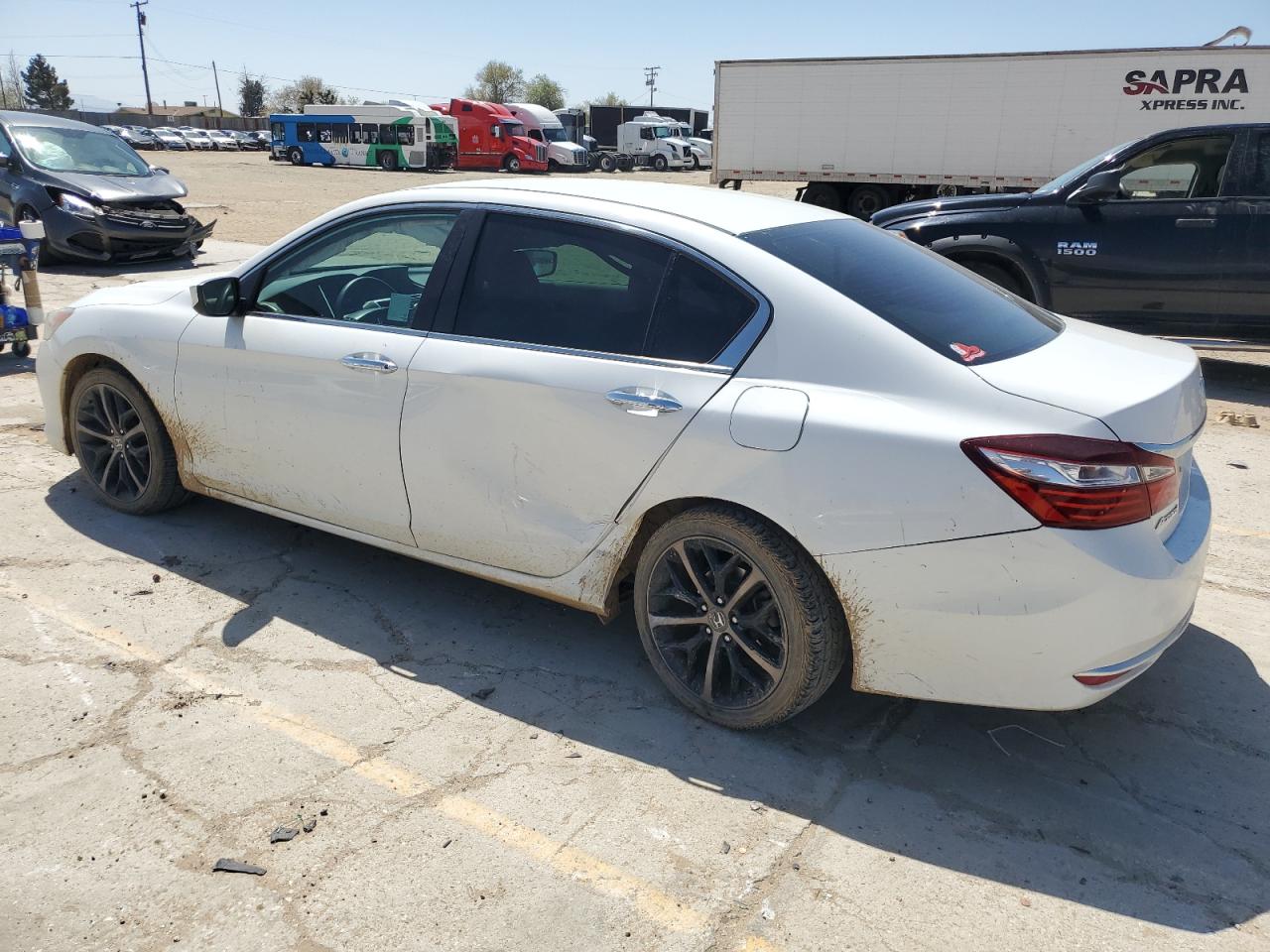 Photo 1 VIN: 1HGCR2F3XGA110172 - HONDA ACCORD 