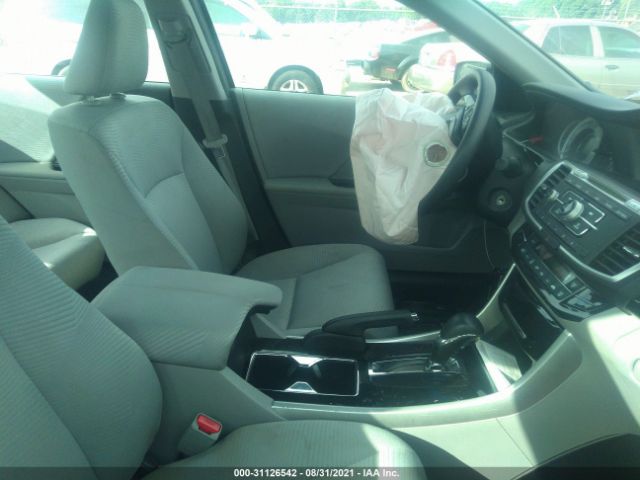 Photo 4 VIN: 1HGCR2F3XGA152941 - HONDA ACCORD SEDAN 