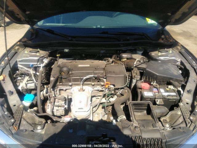 Photo 9 VIN: 1HGCR2F3XGA160912 - HONDA ACCORD SEDAN 