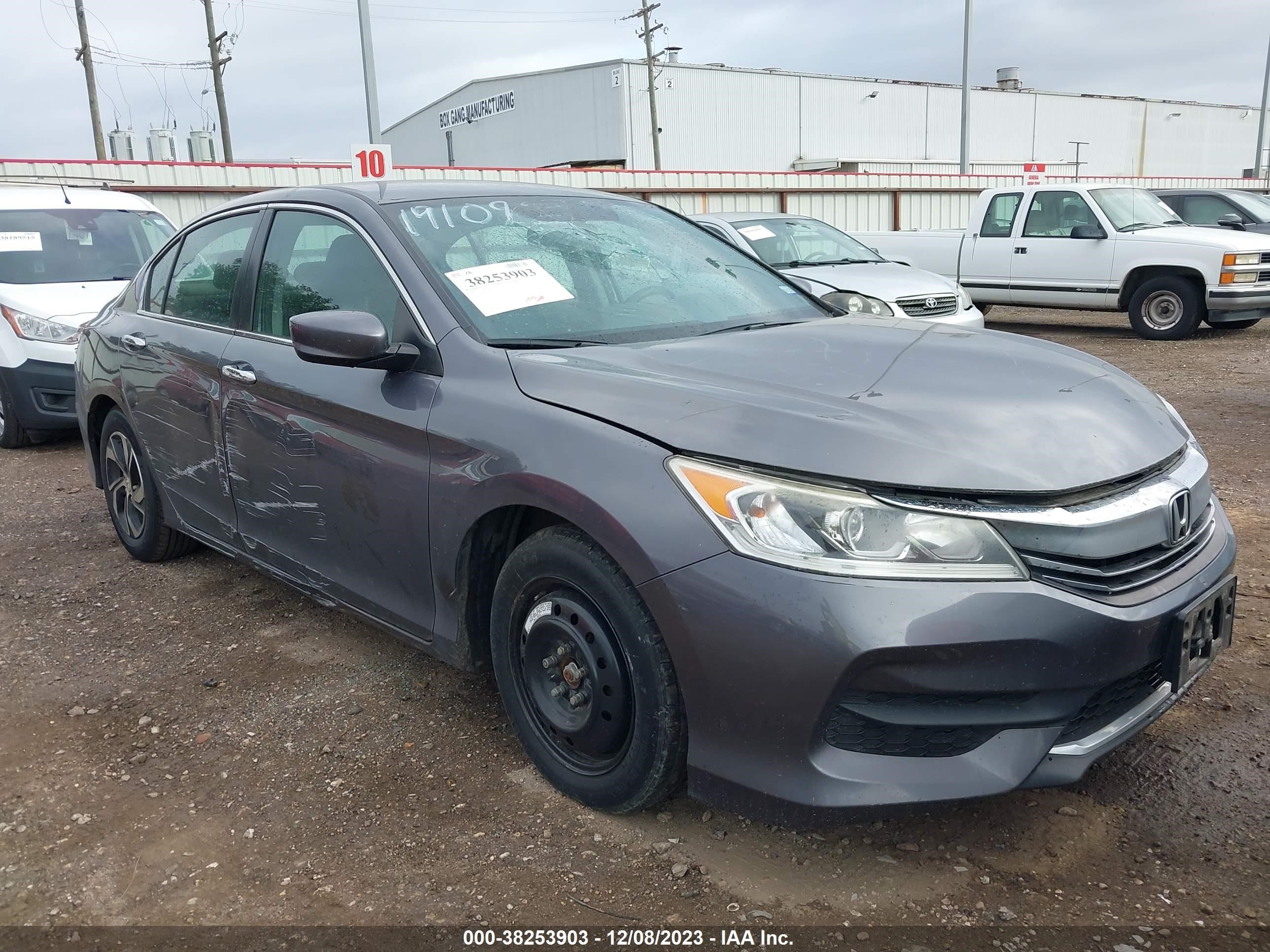 Photo 0 VIN: 1HGCR2F3XGA186085 - HONDA ACCORD 