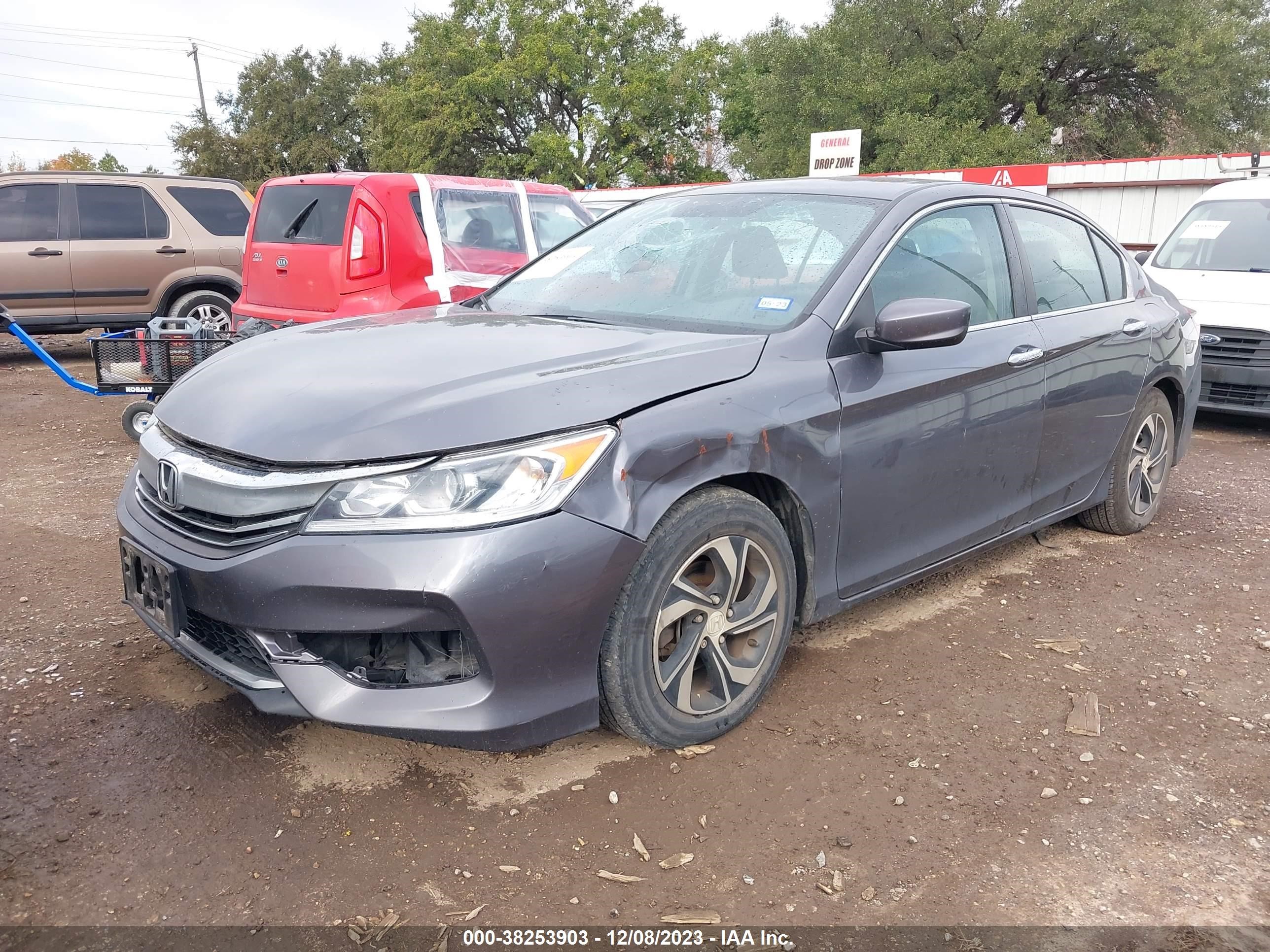 Photo 1 VIN: 1HGCR2F3XGA186085 - HONDA ACCORD 