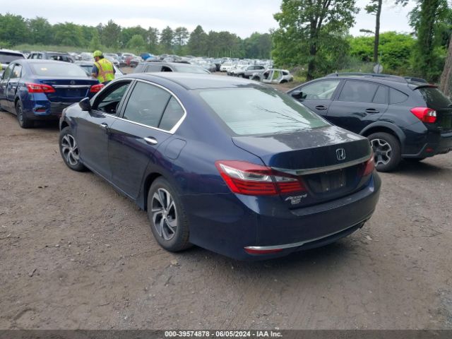 Photo 2 VIN: 1HGCR2F3XGA201538 - HONDA ACCORD 