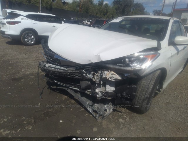 Photo 5 VIN: 1HGCR2F3XGA215052 - HONDA ACCORD SEDAN 