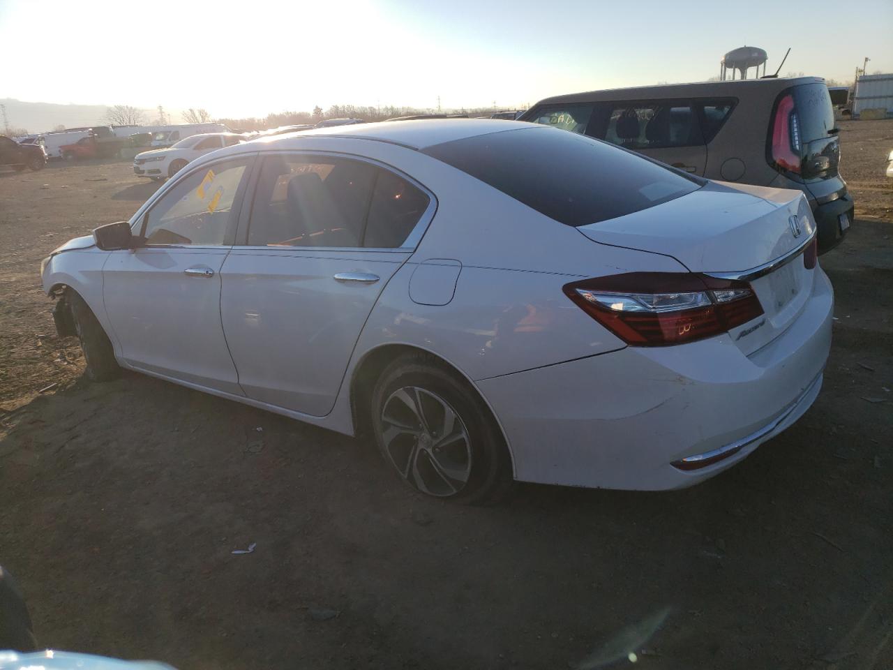 Photo 1 VIN: 1HGCR2F3XGA228495 - HONDA ACCORD 