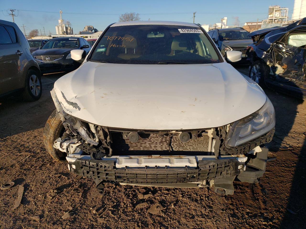 Photo 4 VIN: 1HGCR2F3XGA228495 - HONDA ACCORD 