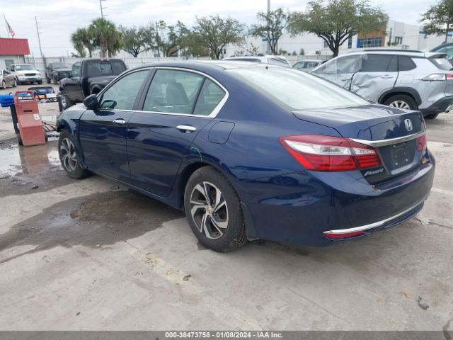 Photo 2 VIN: 1HGCR2F3XGA239643 - HONDA ACCORD 