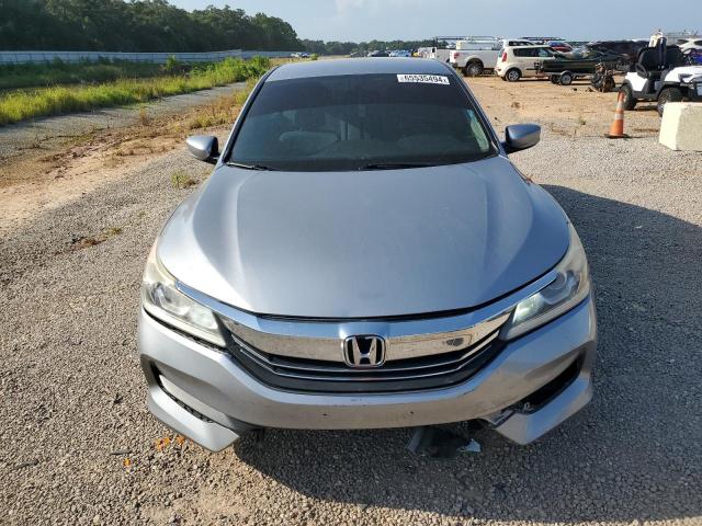 Photo 4 VIN: 1HGCR2F3XHA030159 - HONDA ACCORD LX 