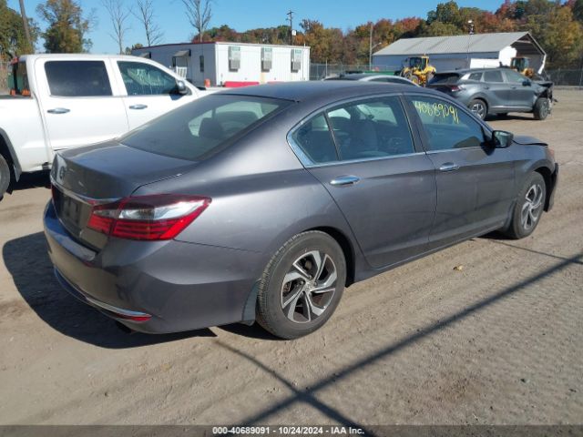 Photo 3 VIN: 1HGCR2F3XHA053179 - HONDA ACCORD 