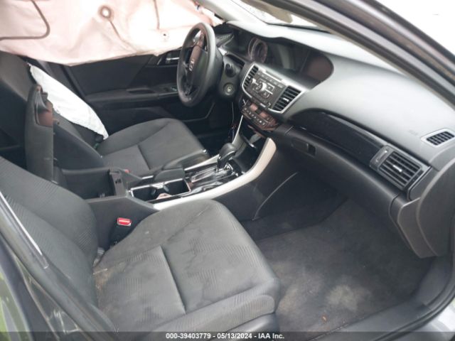 Photo 4 VIN: 1HGCR2F3XHA060598 - HONDA ACCORD 