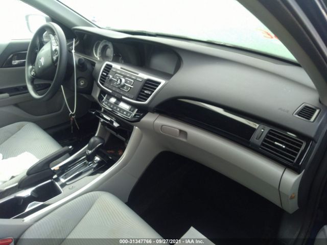 Photo 4 VIN: 1HGCR2F3XHA106964 - HONDA ACCORD SEDAN 