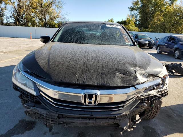 Photo 4 VIN: 1HGCR2F3XHA160961 - HONDA ACCORD LX 