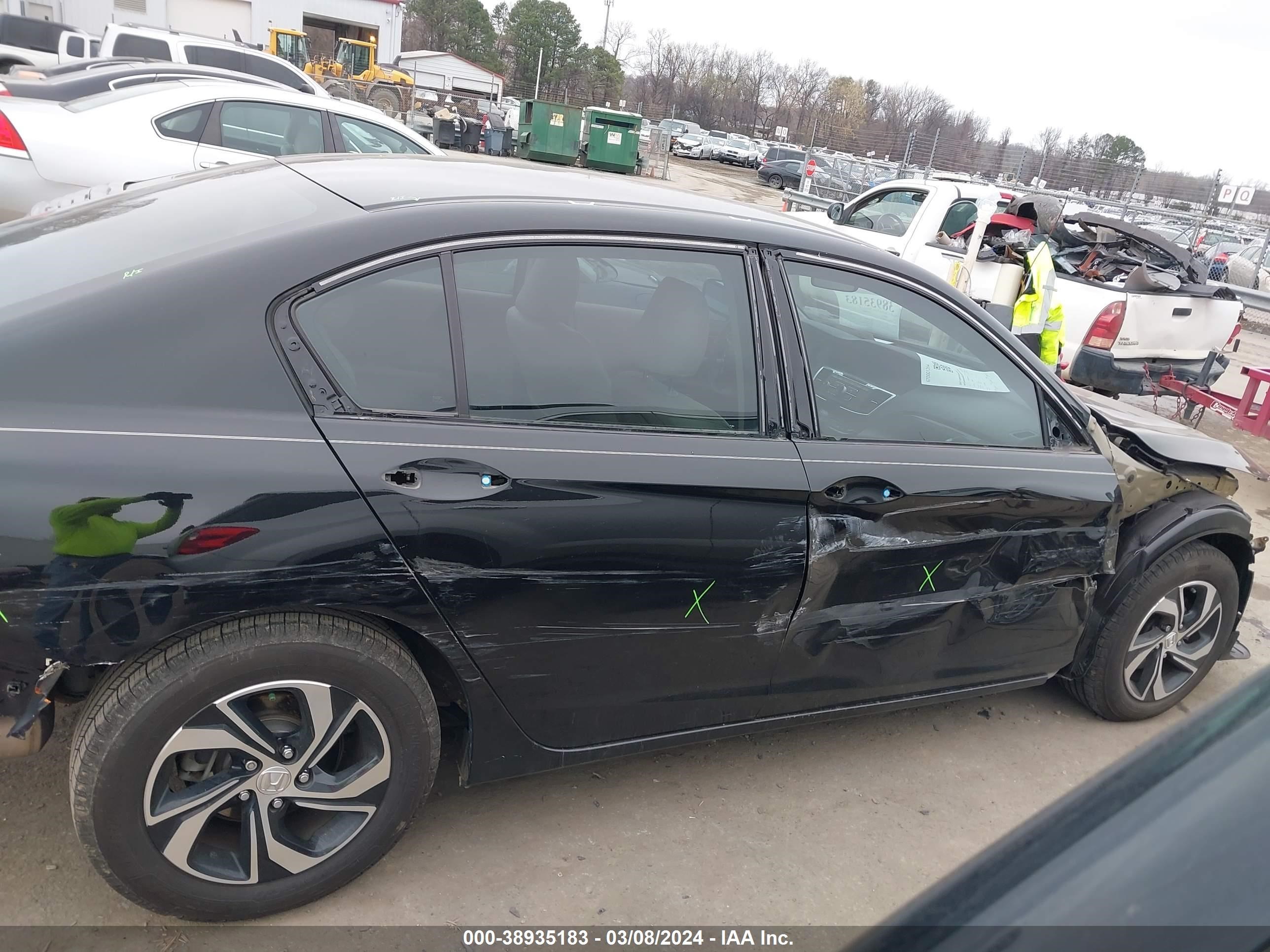 Photo 13 VIN: 1HGCR2F3XHA179588 - HONDA ACCORD 