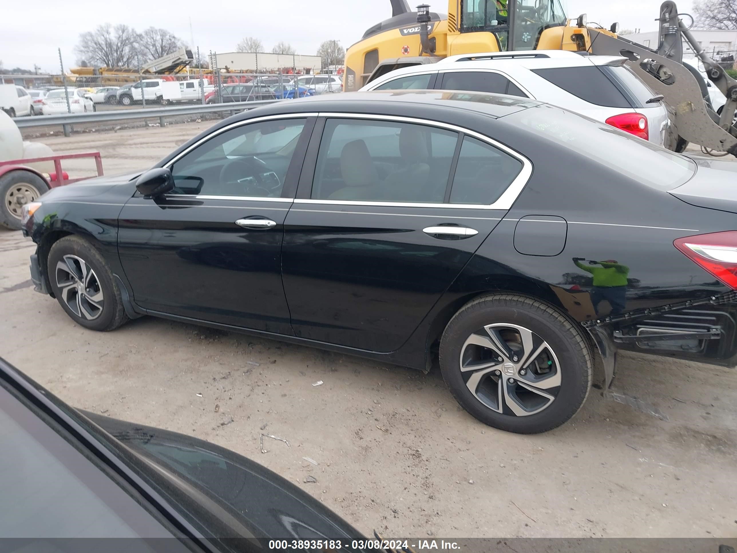 Photo 14 VIN: 1HGCR2F3XHA179588 - HONDA ACCORD 