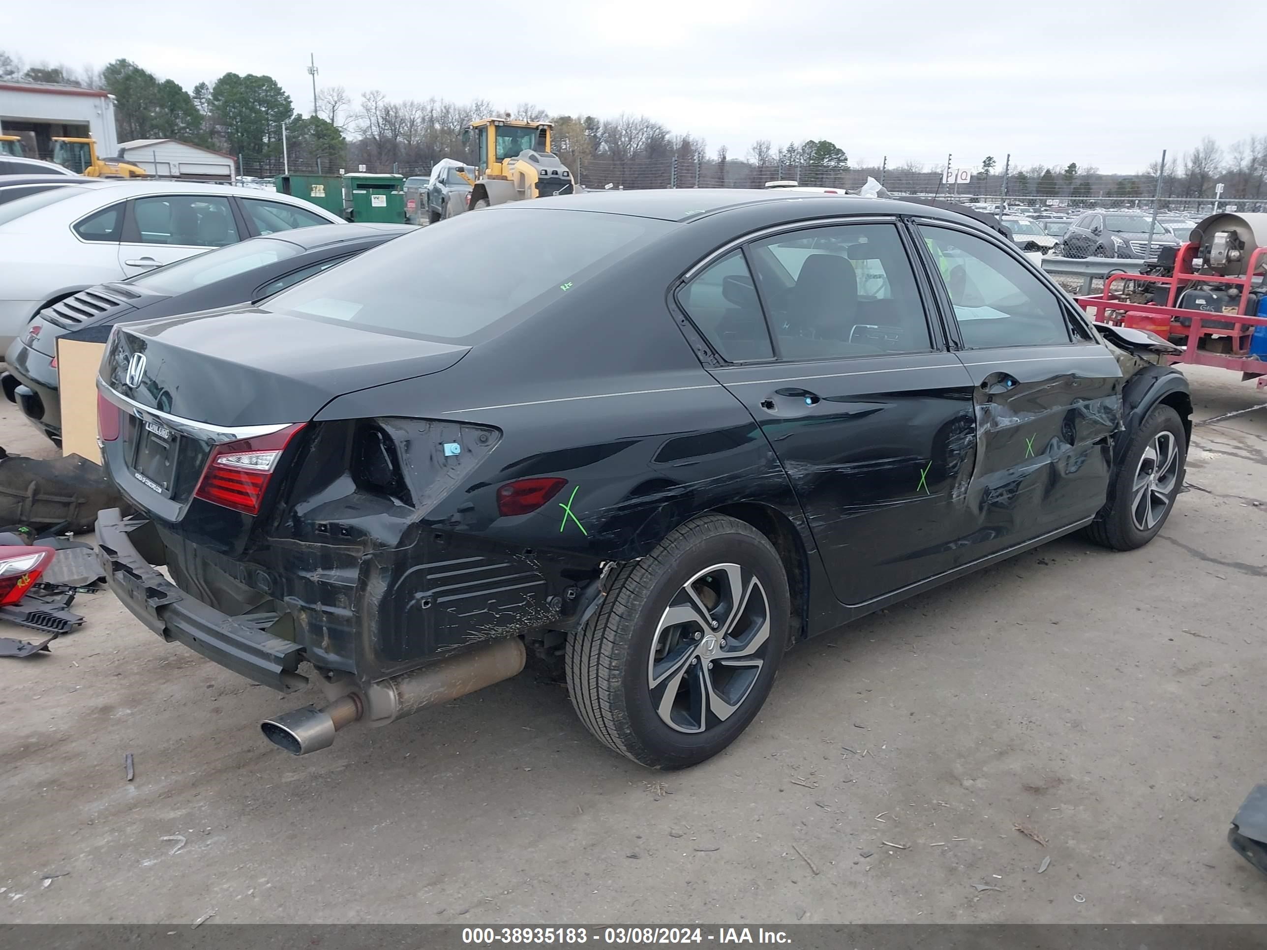 Photo 3 VIN: 1HGCR2F3XHA179588 - HONDA ACCORD 