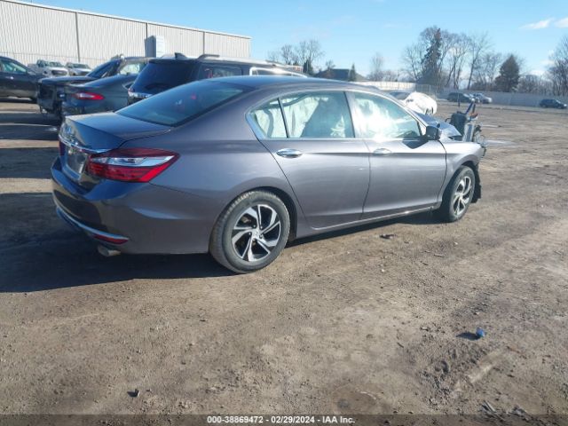 Photo 3 VIN: 1HGCR2F3XHA188209 - HONDA ACCORD 