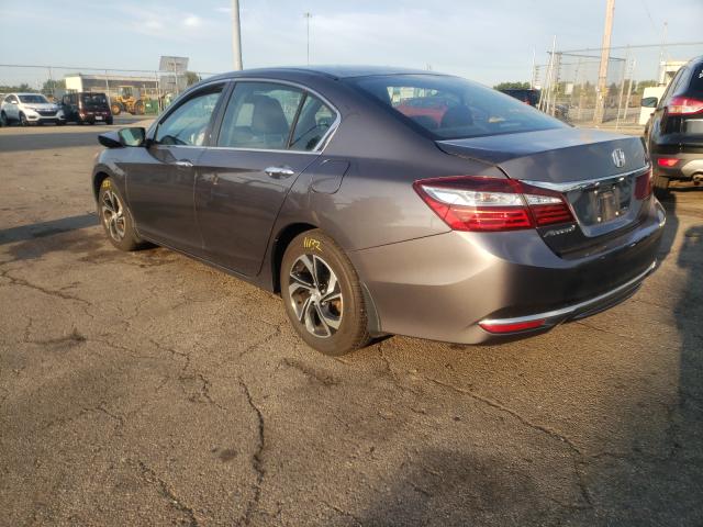 Photo 2 VIN: 1HGCR2F3XHA228479 - HONDA ACCORD LX 