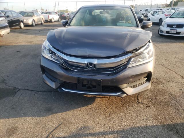 Photo 8 VIN: 1HGCR2F3XHA228479 - HONDA ACCORD LX 