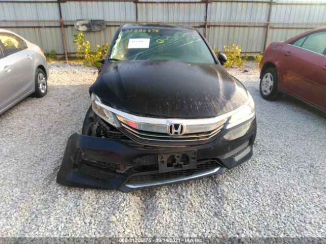 Photo 5 VIN: 1HGCR2F3XHA244200 - HONDA ACCORD SEDAN 