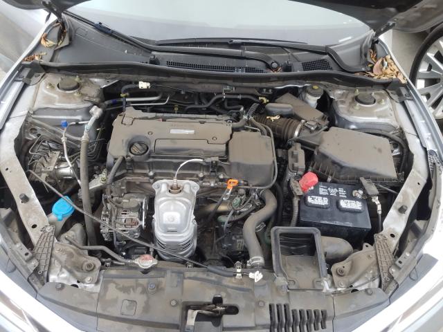 Photo 6 VIN: 1HGCR2F3XHA244486 - HONDA ACCORD LX 