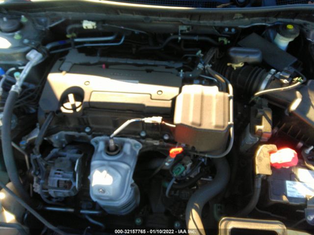 Photo 9 VIN: 1HGCR2F3XHA251129 - HONDA ACCORD SEDAN 