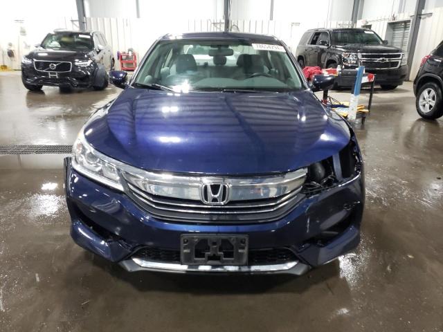 Photo 4 VIN: 1HGCR2F3XHA257402 - HONDA ACCORD LX 