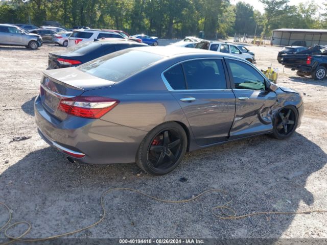 Photo 3 VIN: 1HGCR2F3XHA267783 - HONDA ACCORD 